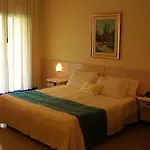 Hotel Villa Hotel 4*