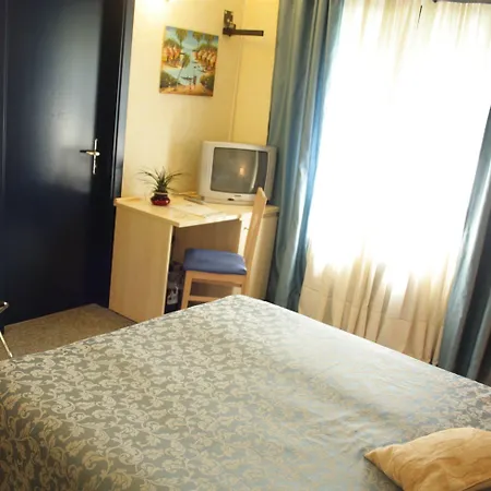 Hotel Villa 4* Μπισέλιε