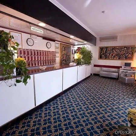 Hotel Villa Μπισέλιε