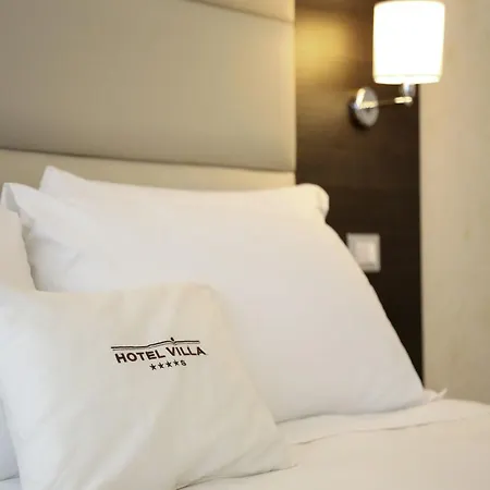 Ξενοδοχείο Hotel Villa Μπισέλιε