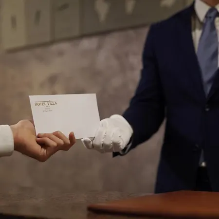 מלון Hotel Villa ביצ'לייה