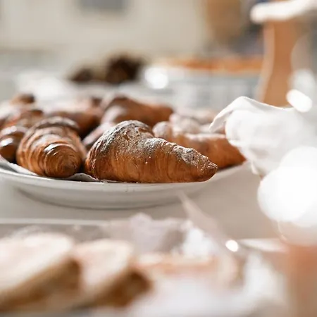 Hotel Villa מלון ביצ'לייה