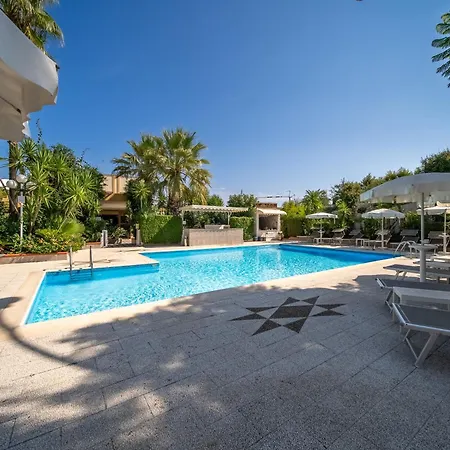 מלון Hotel Villa ביצ'לייה