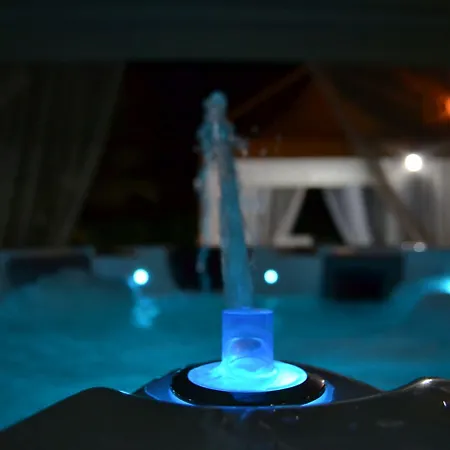 Hotel Villa Μπισέλιε