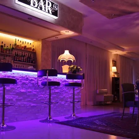 Hotel Villa Ξενοδοχείο 4*